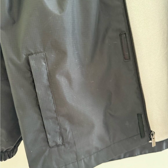 Quince Black Water Proof Hooded Rain Jacket - Size 12. Boys or Unisex - Picture 7 of 7